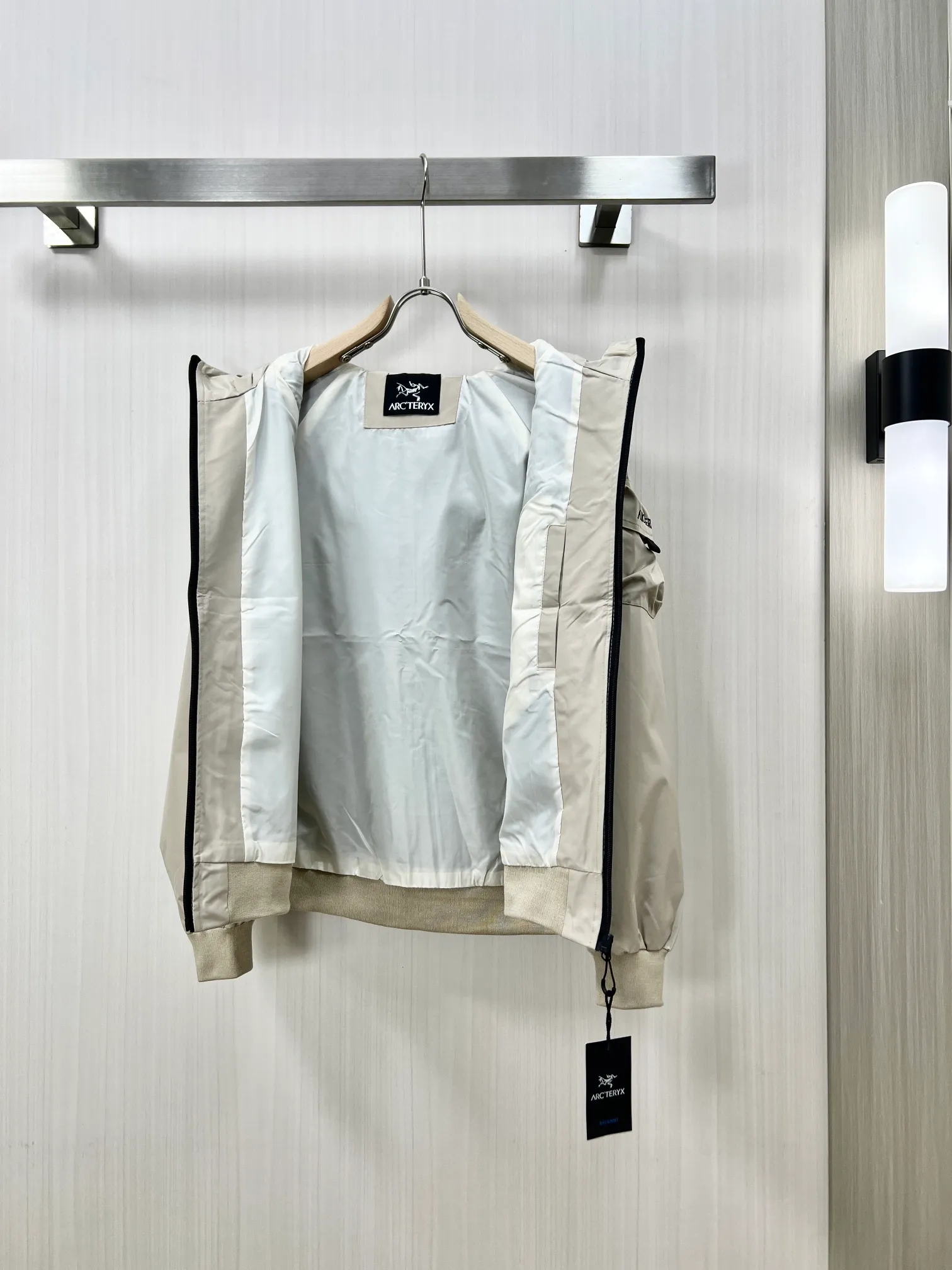 ARCTERYX 2026 New Arrival ，Original Premium ！ Breathable ， ， ， Quality。 ！ ， S！ Sizes：M～XXXL